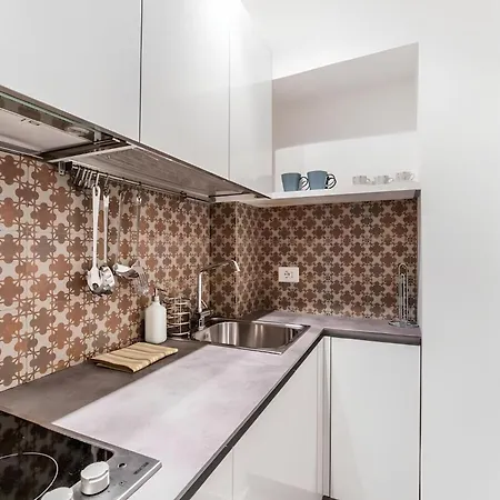 A Promenade In The Best Of Apartamento